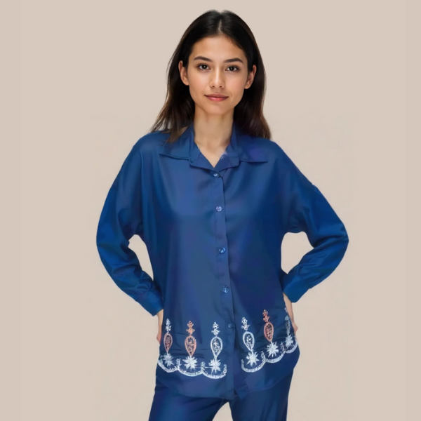 قميص جينز نسائي مطرز مع بنطلون